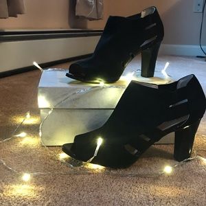 Lifestride open toe booties